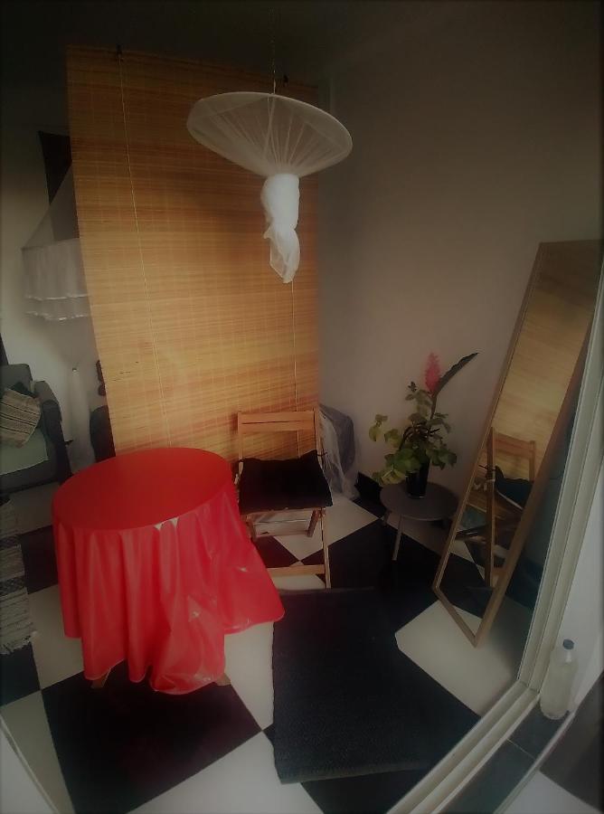 Chambre Avec Cuisine Et Sdb Semi-Privatives Separees Dans Un Ecrin De Verdure เลส์อาบิมส์ ภายนอก รูปภาพ
