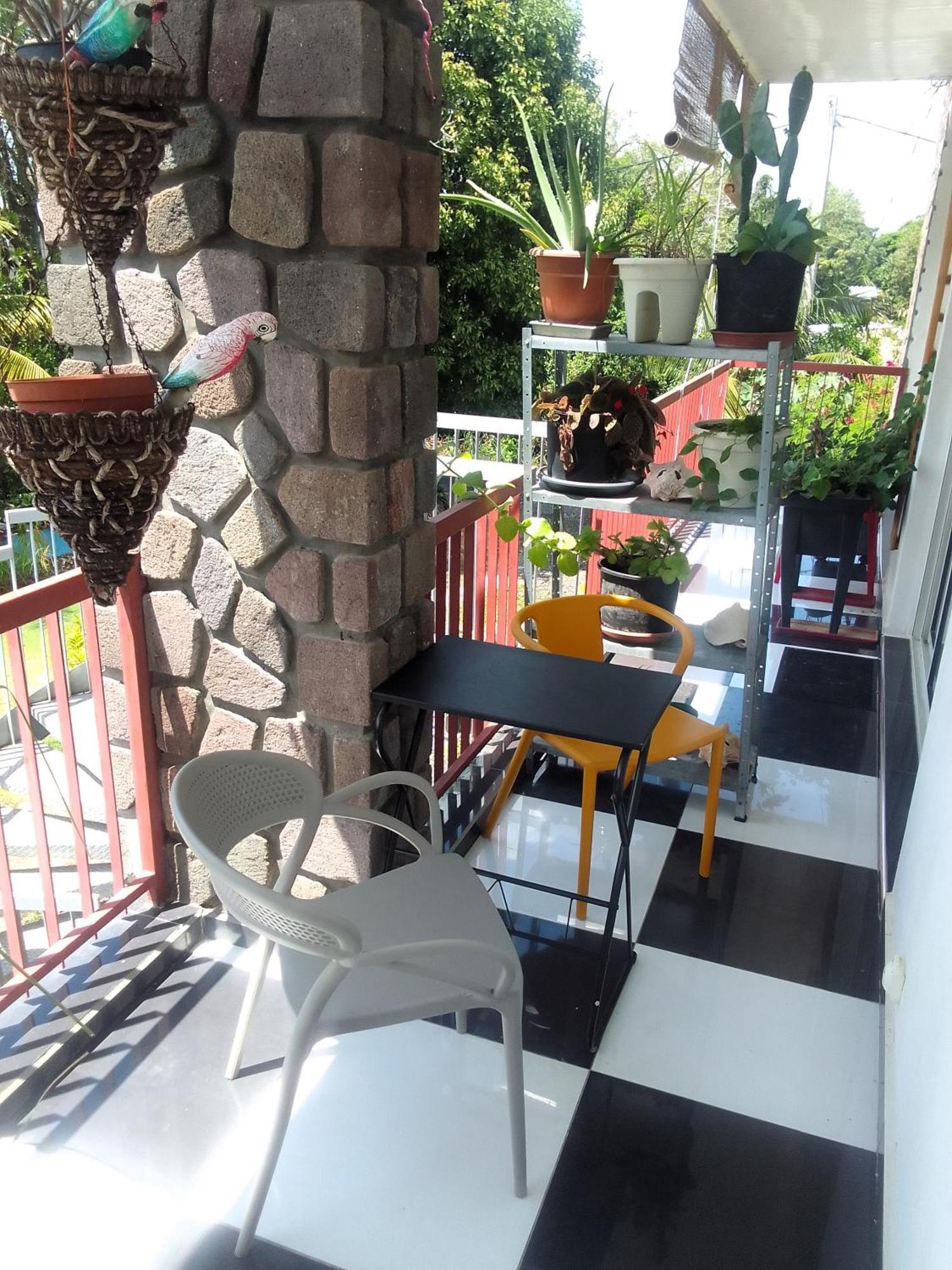 Chambre Avec Cuisine Et Sdb Semi-Privatives Separees Dans Un Ecrin De Verdure เลส์อาบิมส์ ภายนอก รูปภาพ